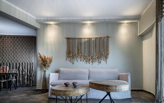Macrame Luxury Suites
