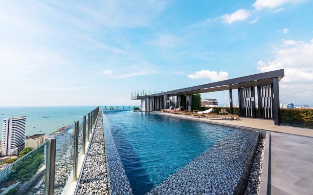 The Base central Pattaya by WCC