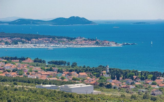 Amazing Apartment in Turanj With 2 Bedrooms and Wifi