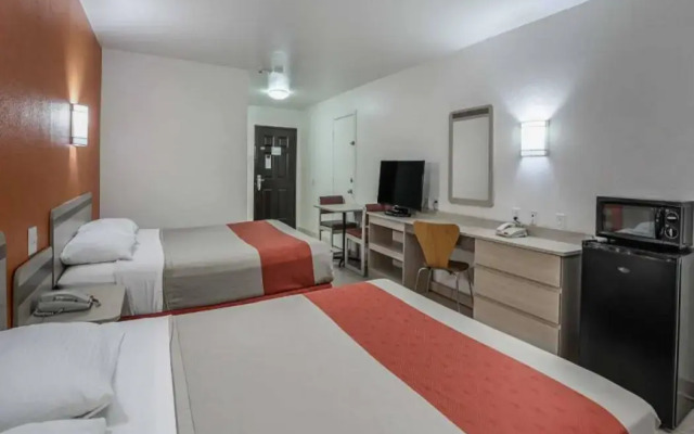 Motel 6 Pasadena, TX