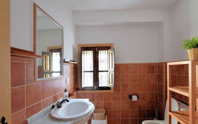 Beautiful Holiday Home with Private Pool in Rute