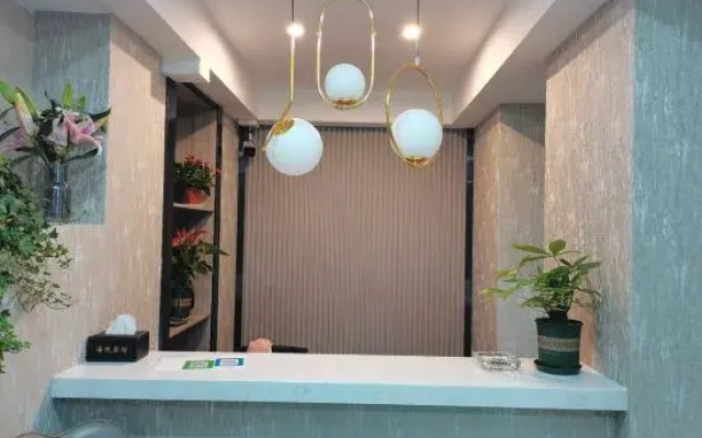 Luoshan Haiyue Hotel