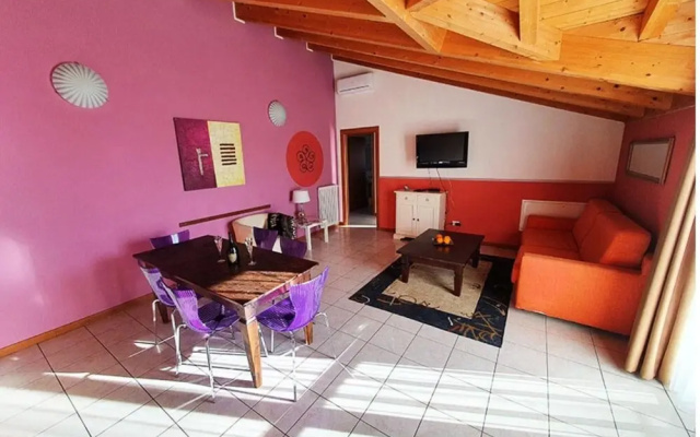 Peschiera 2km From Gardaland With Pool