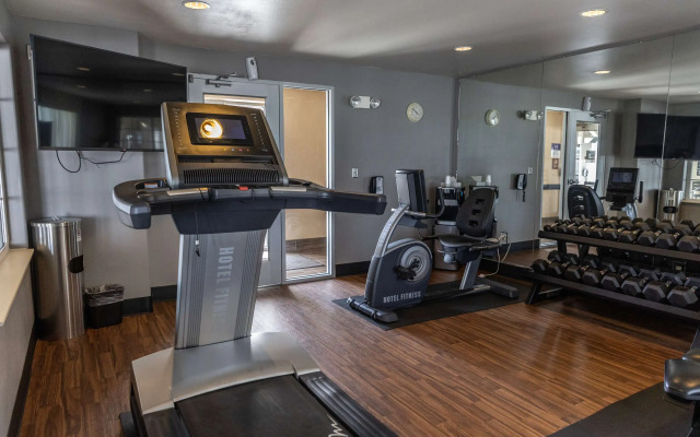 Sleep Inn & Suites Evansville - Casper