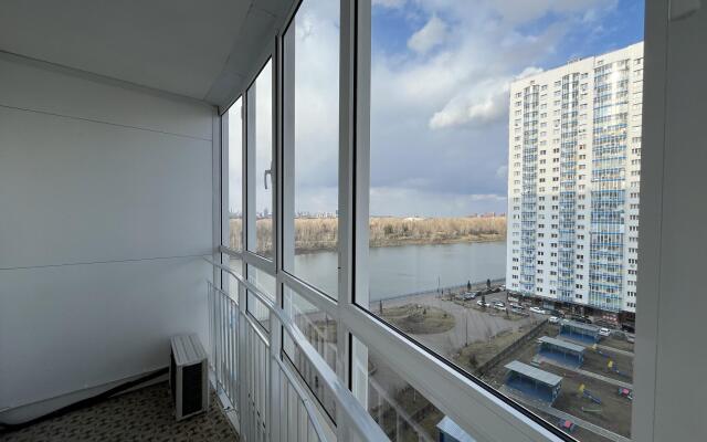 Апартаменты на набережной Ярыгинская 17