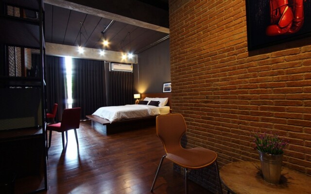 The Loft Room Nimman