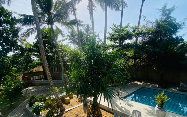 Ocean Caves, Balapitiya