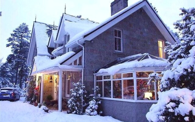 Glendavan House