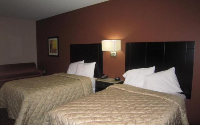 Red Carpet Inn And Suites Monmouth Jtc