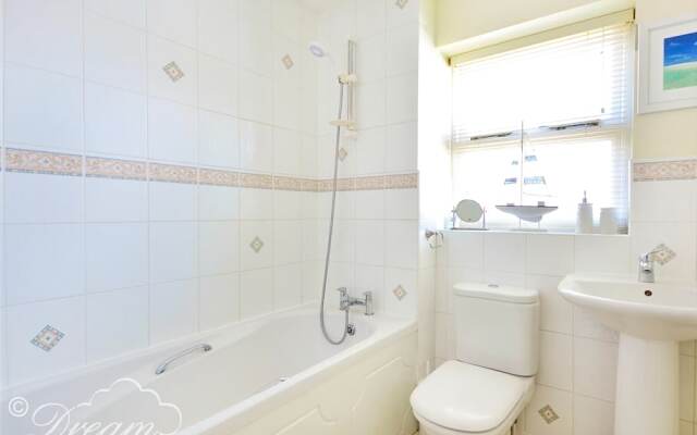 Amaranta, WEYMOUTH