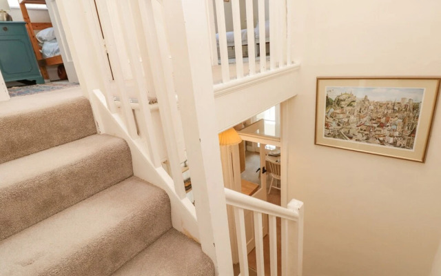 29b Lower Street
