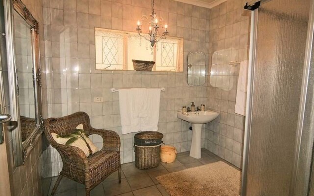 La Loggia On Broadwood