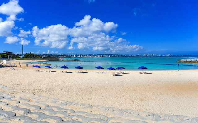 Aquaresort In Chatan