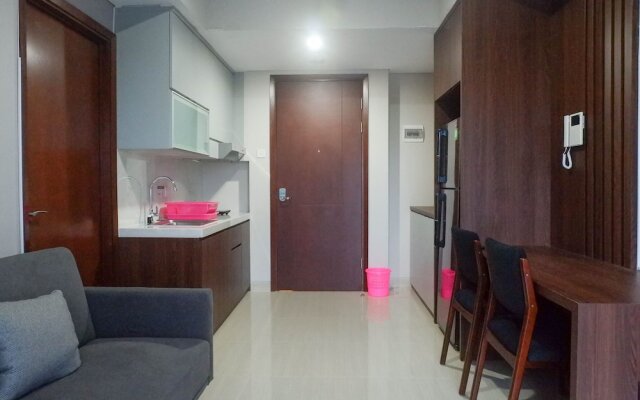Classy 1BR Apartment with Pool View at Grand Sungkono Lagoon