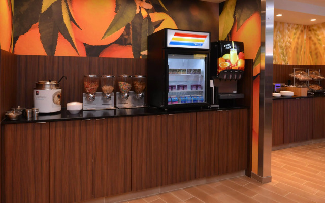 Fairfield Inn & Suites Fremont