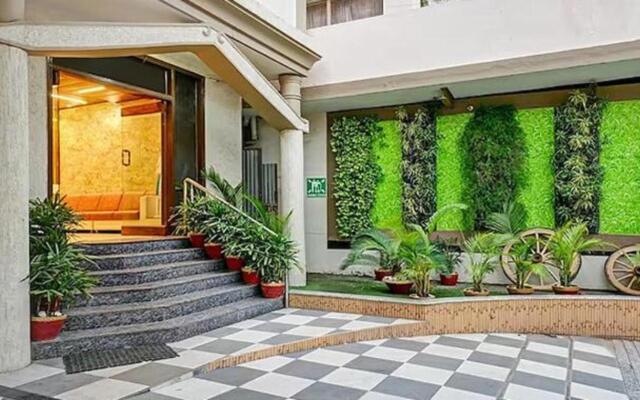 Fabhotel K H Bar And Rest