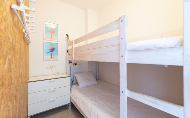 Front line, great sunsets, with sea views