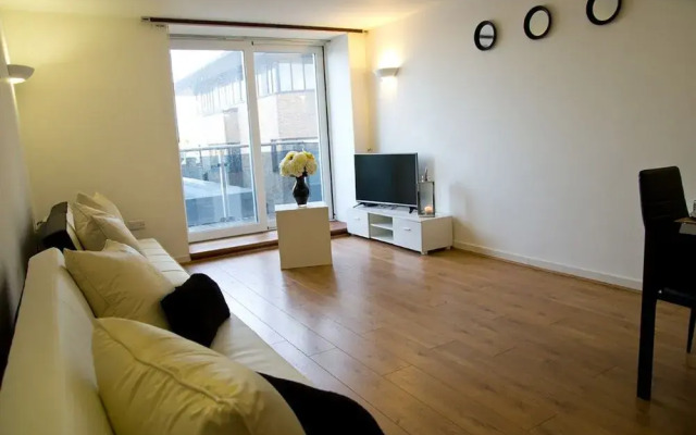 Icon Becket Apartment