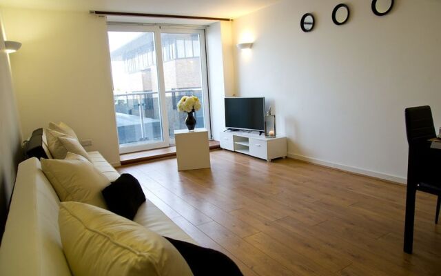 Icon Becket Apartment