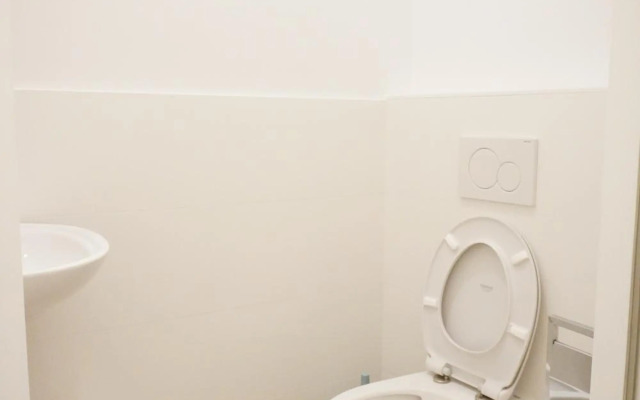 Urban City Apartment - Contactless Check-In