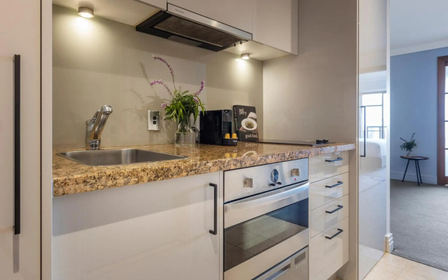 Avani Auckland Metropolis Residences