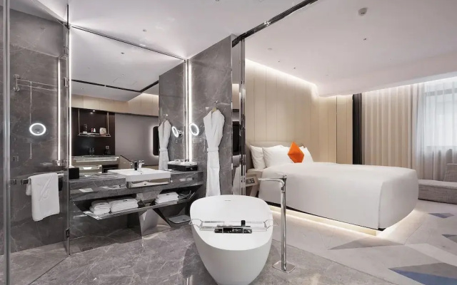 K · International Hotel