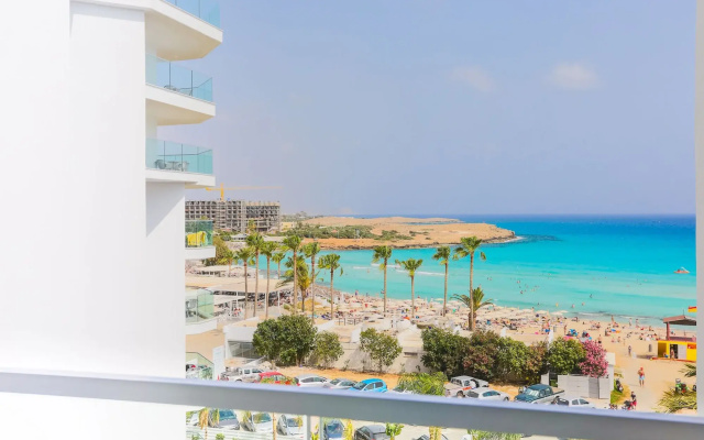 Vassos Nissi Plage  & Spa