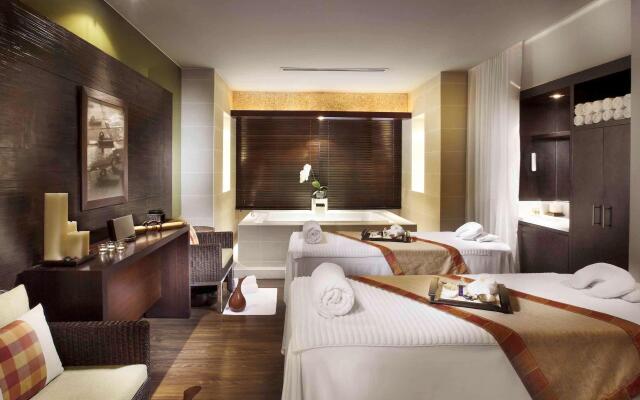 Sofitel Philippine Plaza