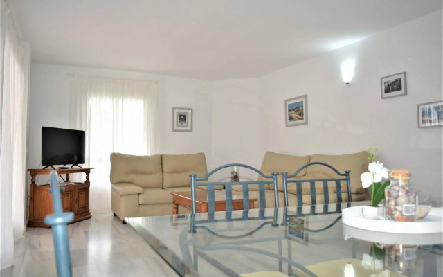 Apartamentos y Casas Serinamar Marbella