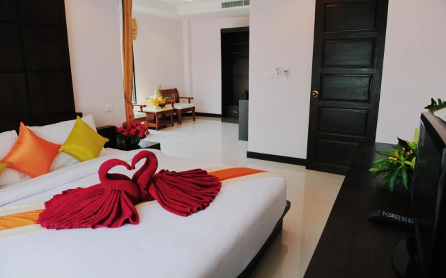 Ice Kamala Beach Hotel