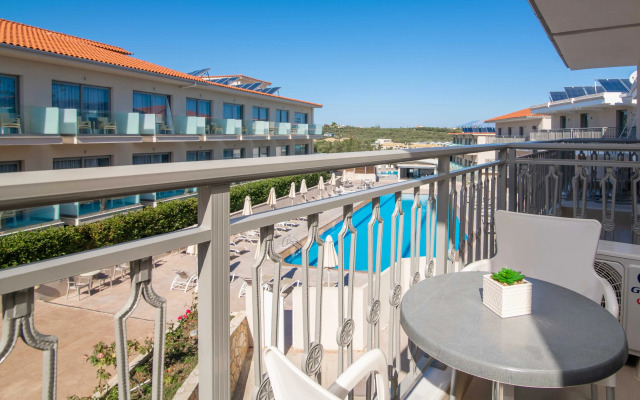 Karras Grande Resort