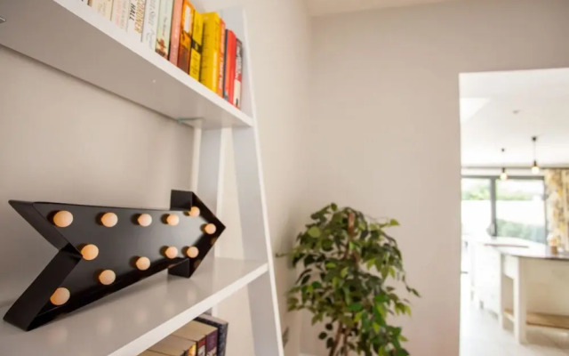 The Romsey Lofthouse - Charming & Bright 3BDR Home