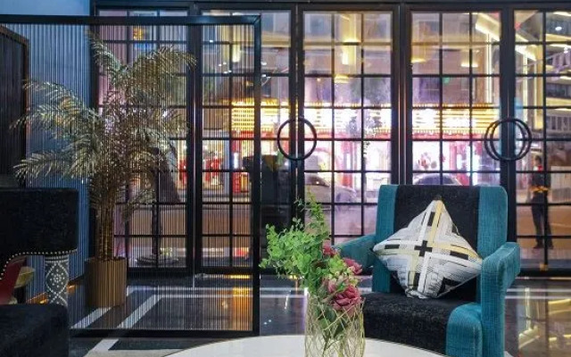 Jupian Movie Hotel (Pingyang Aojiang Xinhenan Road)