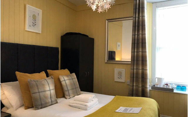 Sarnia Guest House