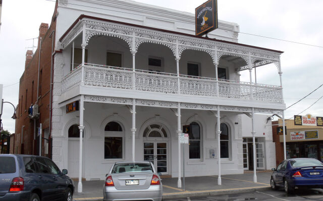 Yarrawonga Hotel