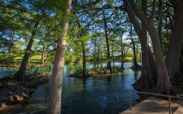 Waterwheel Escape Condo 2 Bedrooms 2 Bathrooms Condo