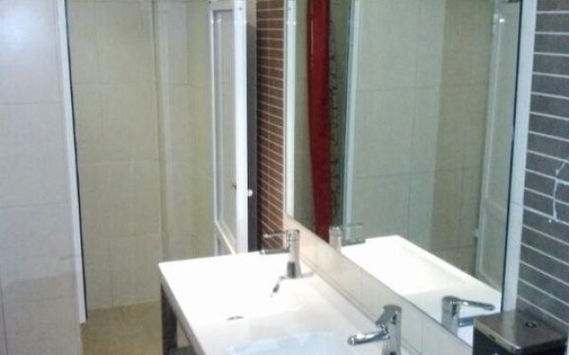 Residencia Málaga Backpackers - Adults Only