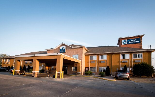 SureStay Plus Hotel by Best Western Topeka Northwest