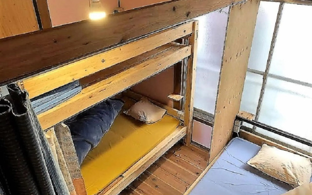 FUJIYA GUEST HOUSE - Hostel