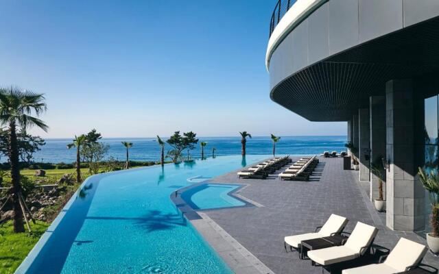 Parnas Hotel Jeju