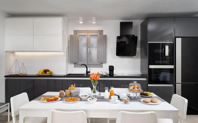 Aegean Melody Suites & Villa