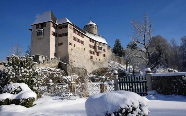 Schloss Matzen