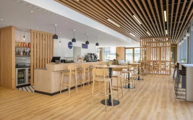 Holiday Inn Express & Suites Sion