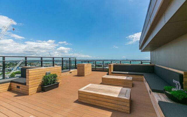 Penthouse with Access to Exclusive Rooftop Terrace
