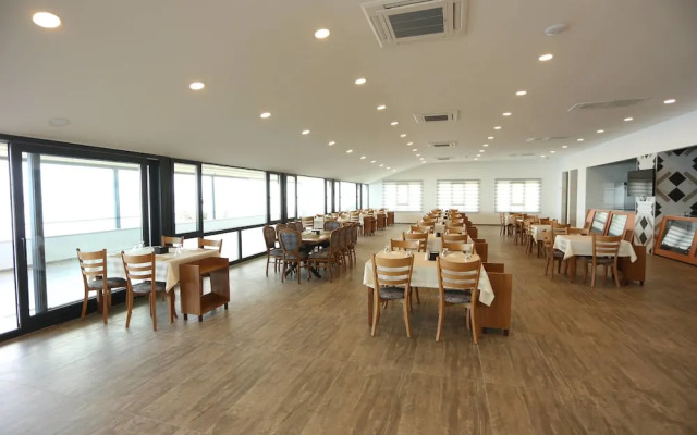 Rota 17 Hotels