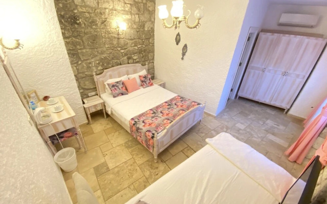 Galya Otel Alacati