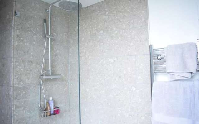 Stylish 1 Bedroom Property in Shoreditch