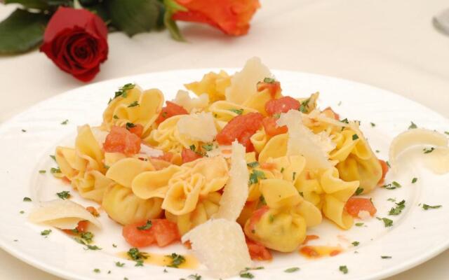 Athens Atrium Hotel and Suites