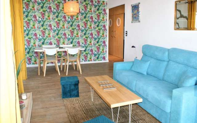 Apartamento con vistas al mar y al puerto de Roses