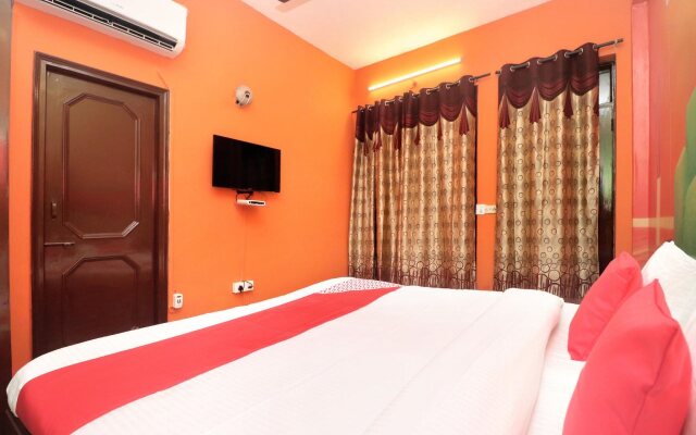 OYO 14876 Hotel Samrat